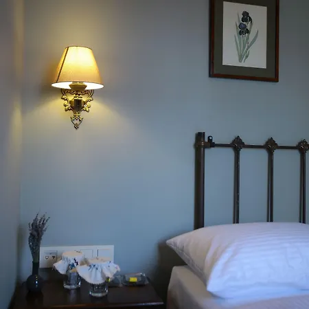Hotel Podemos *