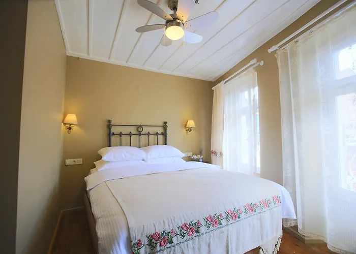 Podemos Ξενοδοχείο *